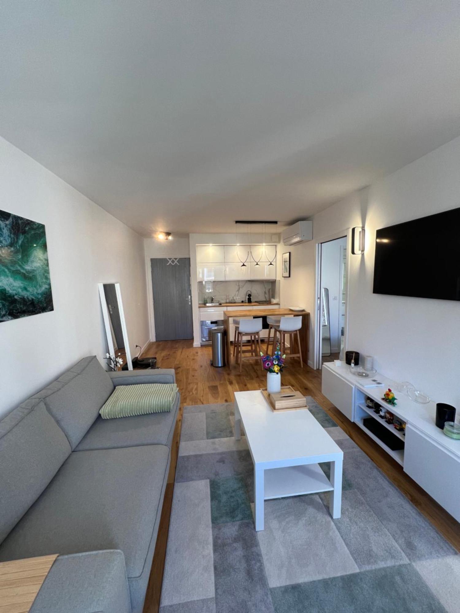 T2 Neuf Hyper Centre Ville Sanary Экстерьер фото